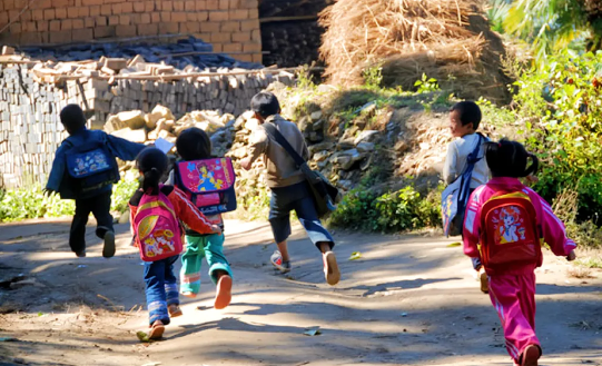 “高原脊柱健康|| 北大医院患者治愈出院，众志成城，爱让医学更有温度！